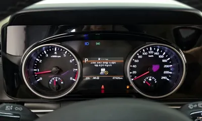 Kia Canival 2023, 47426 км, за 15107.11 USD - фото 8