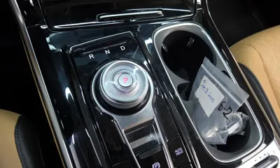Kia Canival 2023, 47426 км, за 15107.11 USD - фото 9