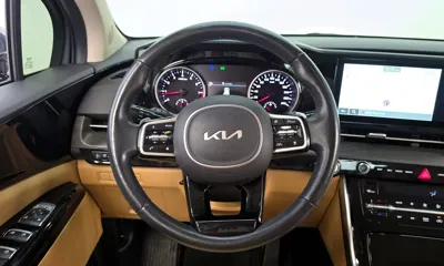 Kia Canival 2023, 47426 км, за 15107.11 USD - фото 13
