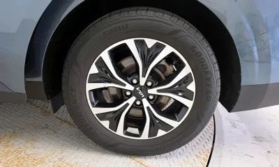 Kia Canival 2023, 47426 км, за 15107.11 USD - фото 21
