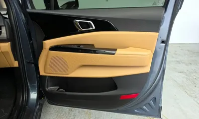 Kia Canival 2023, 47426 км, за 15107.11 USD - фото 25