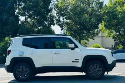 Jeep Renegade 2017, 72900 км, за 7932 USD - фото 4