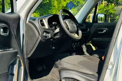 Jeep Renegade 2017, 72900 км, за 7932 USD - фото 17