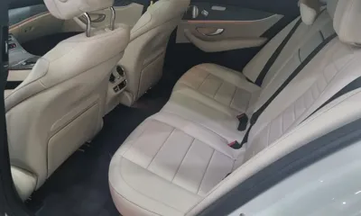 Mercedes-Benz E-Class 2022, 52001 км, за 28651.42 USD - фото 10