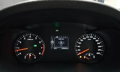 Kia K5 2016, 123642 км, за 5579.62 USD - фото 8
