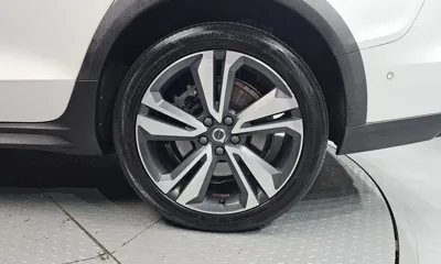 Volvo V60 2020, 114469 км, за 15765.48 USD - фото 21
