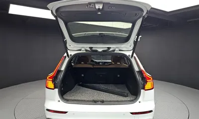Volvo V60 2020, 114469 км, за 15765.48 USD - фото 30