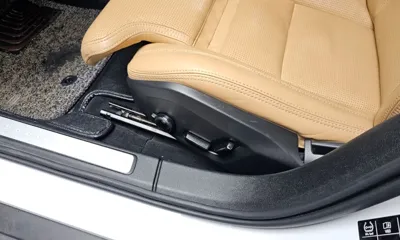 Volvo V60 2020, 114469 км, за 15765.48 USD - фото 32