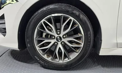 Kia K5 2020, 30946 км, за 10794.69 USD
