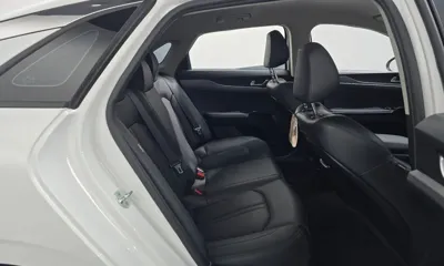 Kia K5 2020, 30946 км, за 10794.69 USD - фото 12