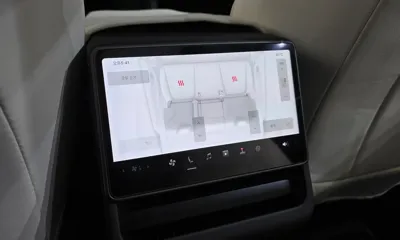 Tesla Model Y 2025, 10483 км, за 34723.15 USD - фото 28