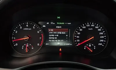Kia K7 2016, 210087 км, за 4463.7 USD - фото 8