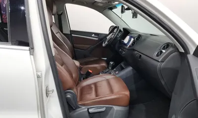 Volkswagen Tiguan 2012, 106511 км, за 3841.89 USD - фото 26
