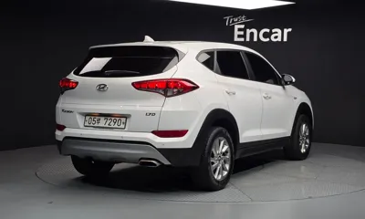Hyundai Tucson 2018, 255738 км, за 5317.05 USD