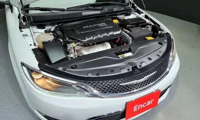 Chrysler 200 2015, 33618 км, за 5576.72 USD - фото 6