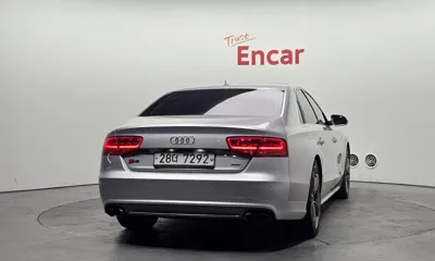 Audi S8 2013, 487887 км, за 7811.47 USD