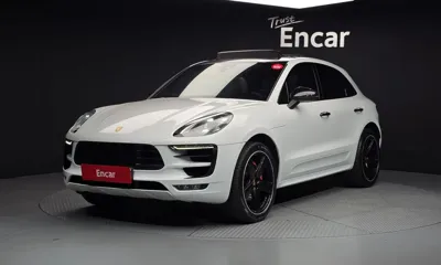 Porsche Macan · 2018 год