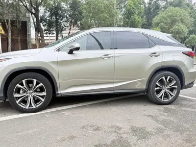 Lexus RX 2020, 80000 км, за 28957.65 USD - фото 7