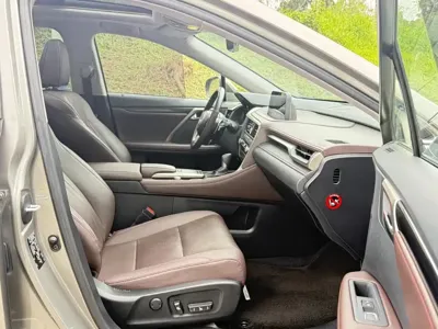 Lexus RX 2020, 80000 км, за 28957.65 USD - фото 23