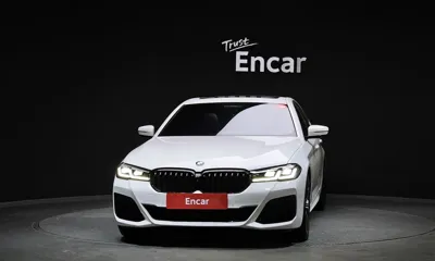 BMW 5-Series 2021, 37271 км, за 28278.82 USD