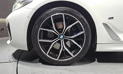BMW 5-Series 2021, 37271 км, за 28278.82 USD