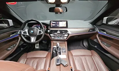 BMW 5-Series 2021, 37271 км, за 28278.82 USD - фото 7