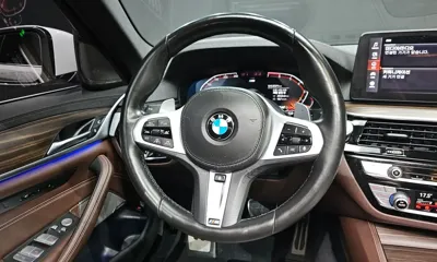 BMW 5-Series 2021, 37271 км, за 28278.82 USD - фото 13