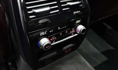 BMW 5-Series 2021, 37271 км, за 28278.82 USD - фото 20