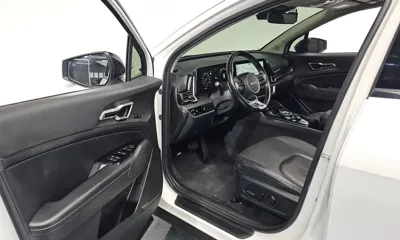 Kia Sportage 2022, 71520 км, за 15562.9 USD - фото 10
