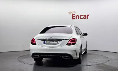 Mercedes-Benz C-Class 2021, 46847 км, за 18201.9 USD