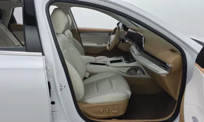 Hyundai Grandeur 2020, 58781 км, за 17773.37 USD - фото 11