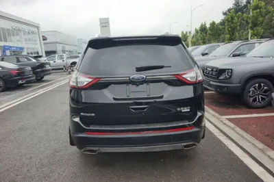Ford Edge 2016, 134000 км, за 9676 USD