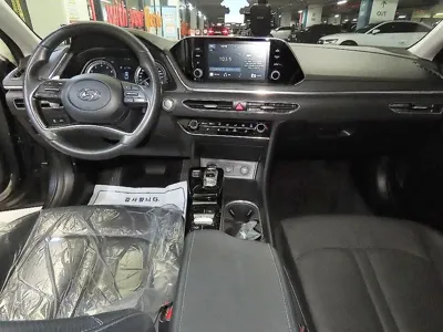 Hyundai Sonata 2020, 73476 км, за 9758.01 USD - фото 10