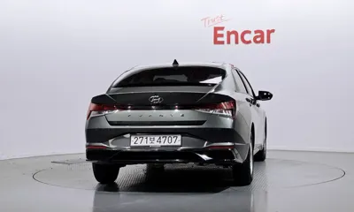 Hyundai Avante 2021, 91371 км, за 8664.5 USD
