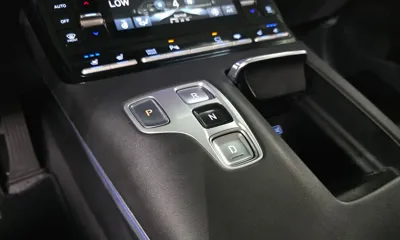 Hyundai Grandeur 2021, 102685 км, за 14375.74 USD - фото 9