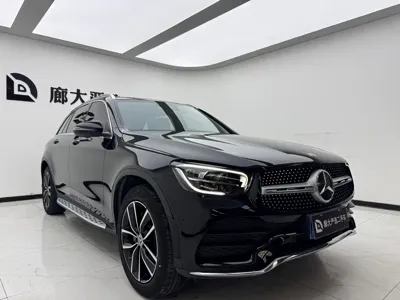 Mercedes-Benz GLC 2021, 67000 км, за 27305.3 USD