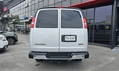 GMC Savana 2020, 85498 км, за 24052.52 USD - фото 4