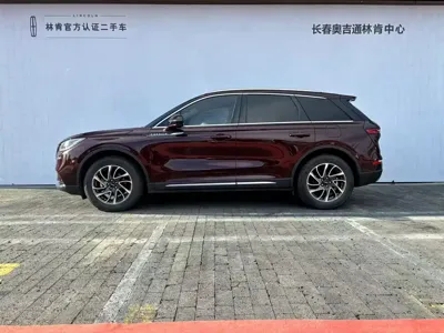 Lincoln Corsair 2022, 58000 км, за 14419.97 USD
