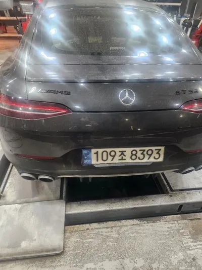 Mercedes-Benz AMG GT 2022, 77000 км, за 52459.06 USD