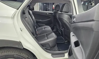 Hyundai Tucson 2016, 100299 км, за 5244.85 USD - фото 12