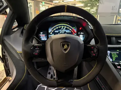 Lamborghini Aventador 2021, 4050 км, за 601534 USD - фото 13