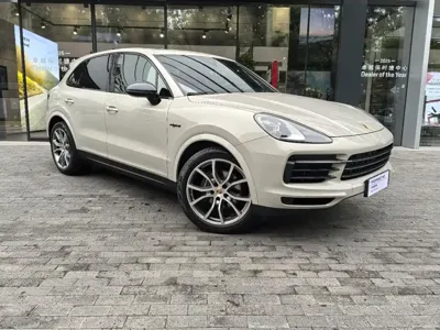 Porsche Cayenne Hybrid 2022, 29800 км, за 62798.95 USD