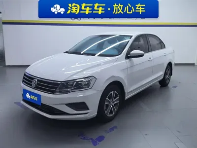 Volkswagen Jetta · 2018 год