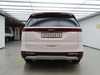 Kia Canival 2023, 79055 км, за 15557.31 USD