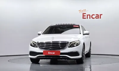 Mercedes-Benz E-Class 2018, 98688 км, за 15798.53 USD