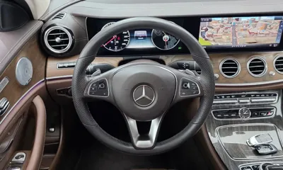 Mercedes-Benz E-Class 2018, 98688 км, за 15688.59 USD - фото 13