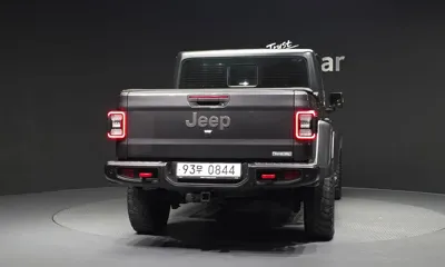 Jeep Gladiator 2021, 109353 км, за 22465.32 USD
