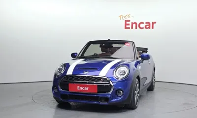 MINI Cooper Convertible 2021, 109585 км, за 10901.88 USD