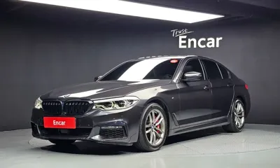BMW 5-Series · 2020 год