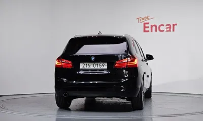 BMW 2-Series 2016, 74978 км, за 5645.27 USD